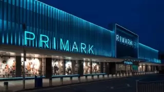 ベイト氏がPRIMARK「健康安全進行時」プロジェクトの最適改善工場賞を受賞